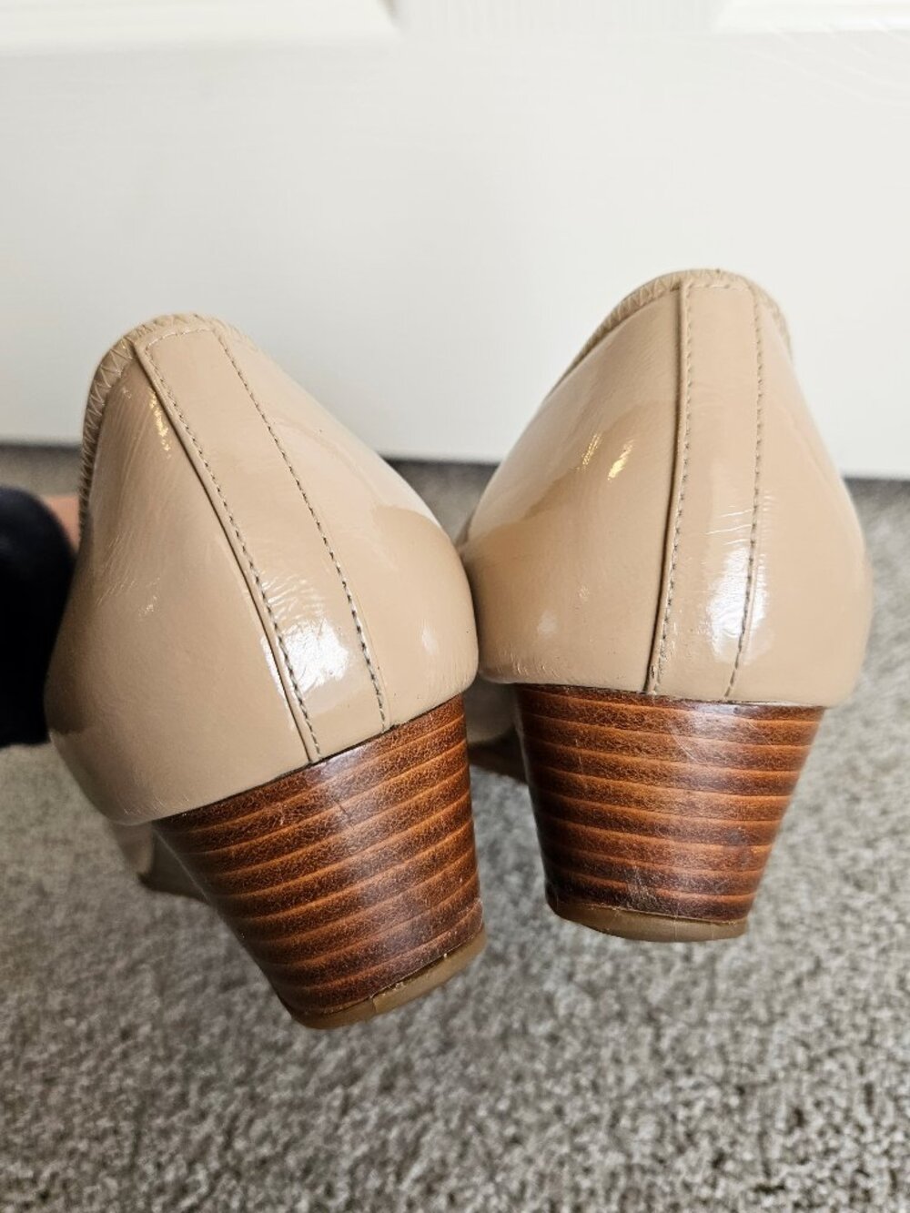 Cole Haan Nike Air Tan Patent Peep Toe Low Wedge Pumps Size 8 - Picture 7 of 9